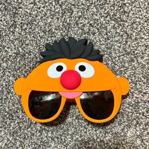 Sesame Street Ernie character glasses/mask